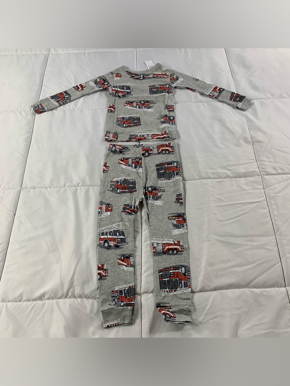 New GAP pyjama set size 3 years